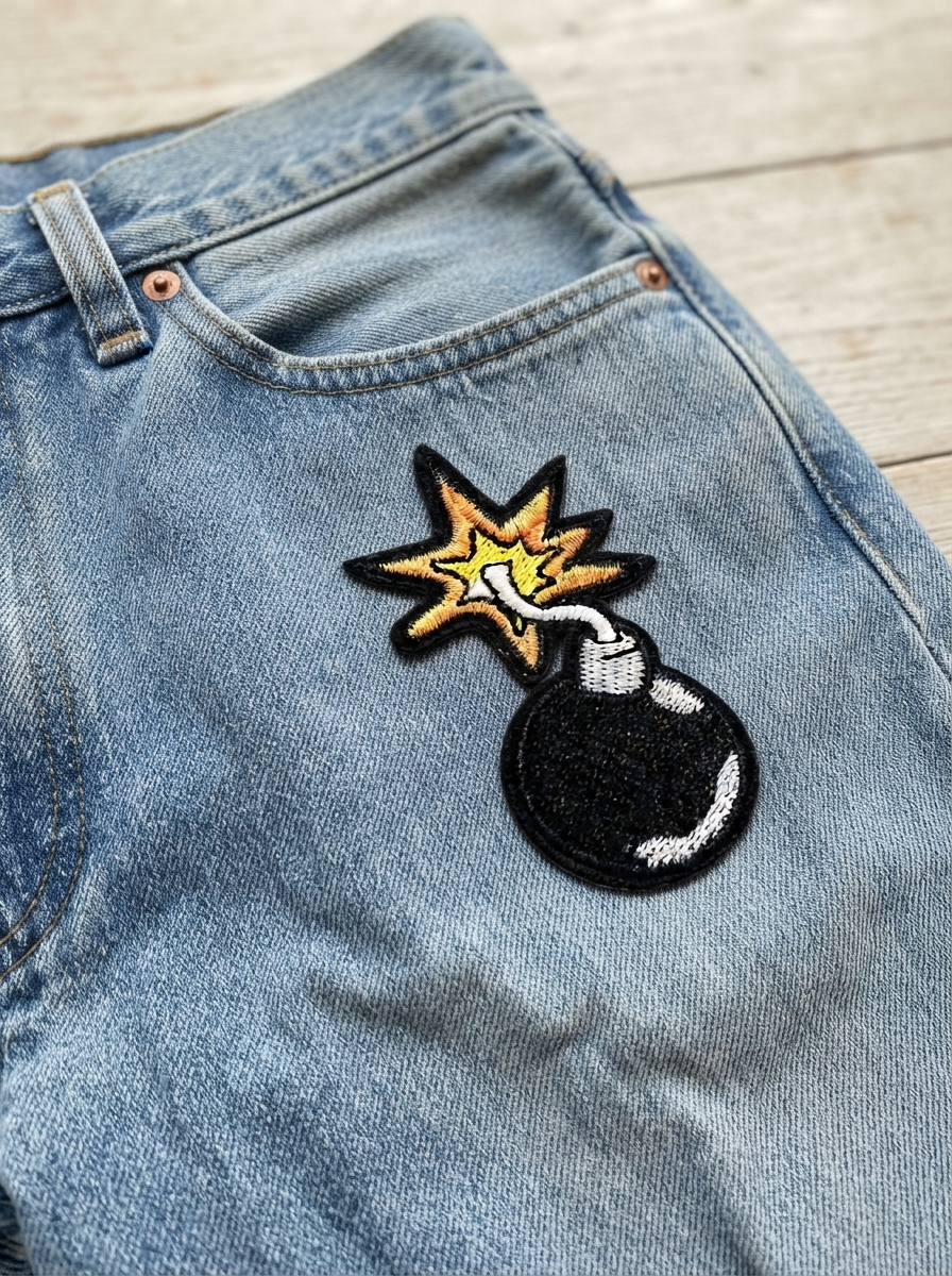 Exploding Bomb Embroidered Patch, Cartoon Bomb Patch, Funny Punk Iron-On Patch, Tactical Jacket Backpack Clothing Embroidery Applique